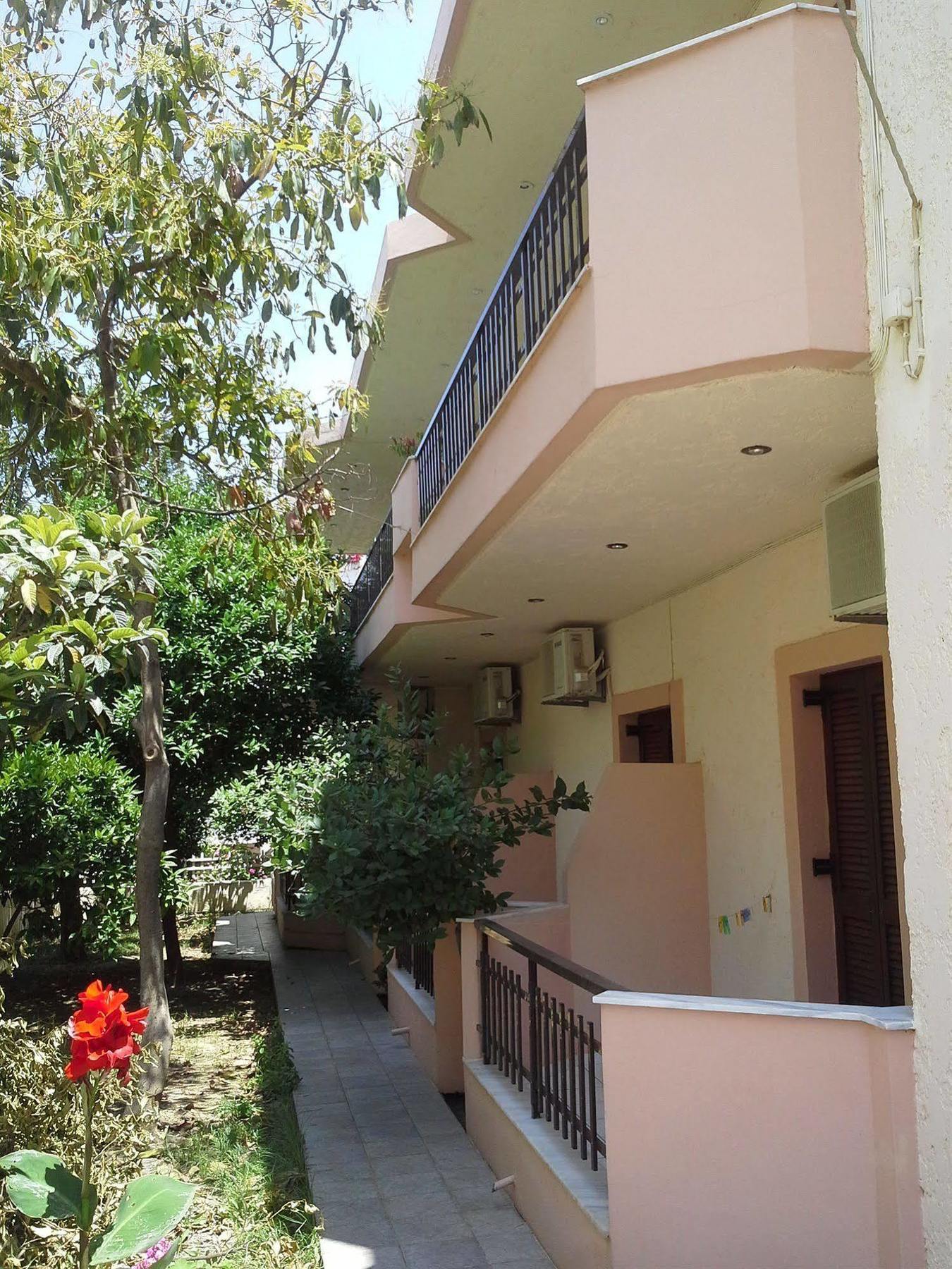 Appartamento Amaril Platanias Esterno foto